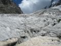 Szczeliny na Uszbijskim Lodowcu.